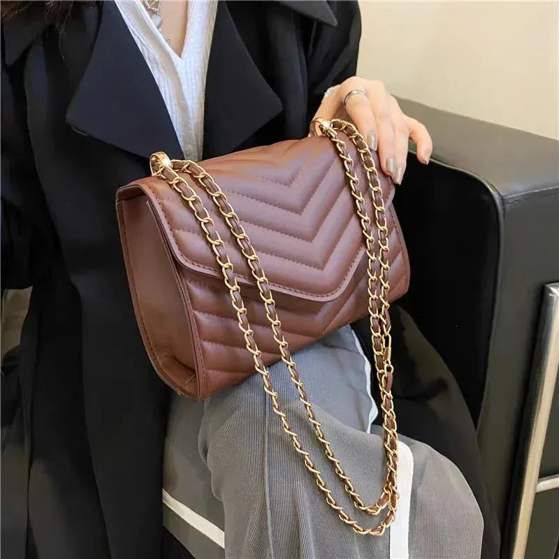 Women's Retro Chain Crossbody Bag – Small Square Shoulder Handbag, Simple & Stylish Design
