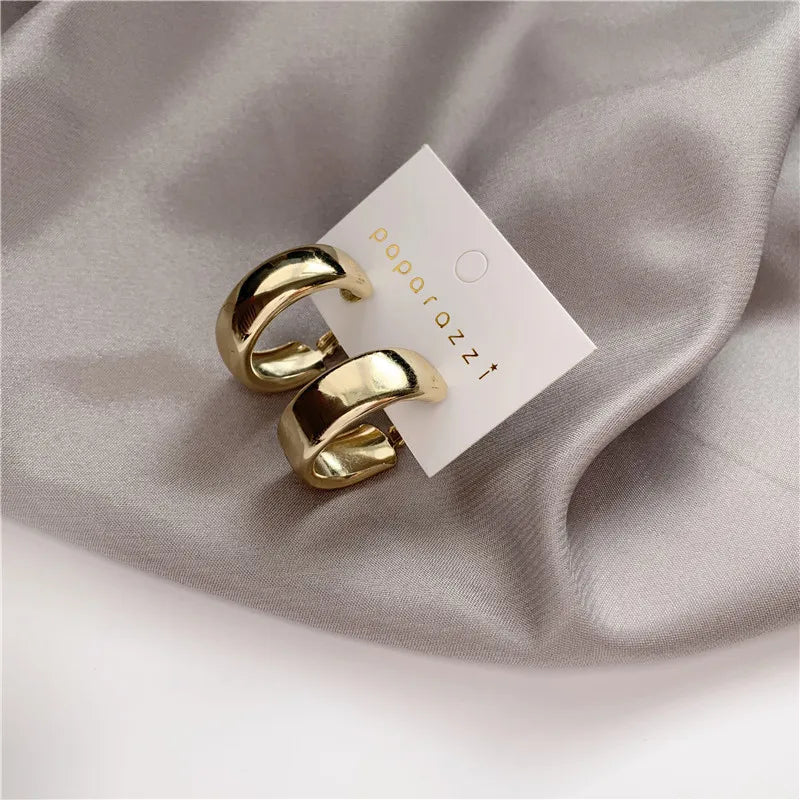 2024 Women's Pearl Circle Earrings – Simple Korean Fashion Jewelry