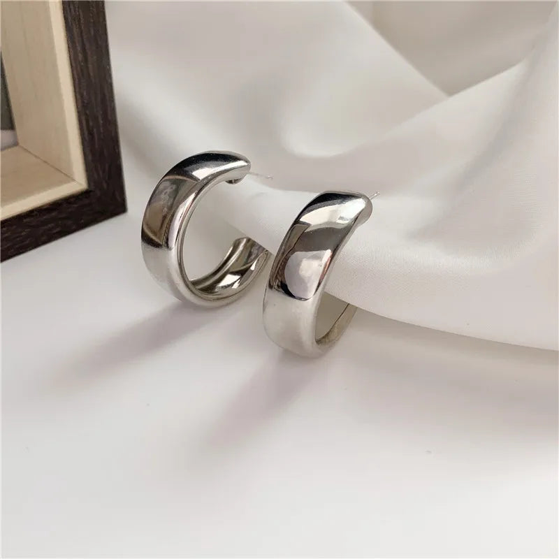 2024 Women's Pearl Circle Earrings – Simple Korean Fashion Jewelry