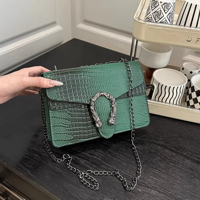 Women's Retro Crocodile Pattern Chain Crossbody Shoulder Bag